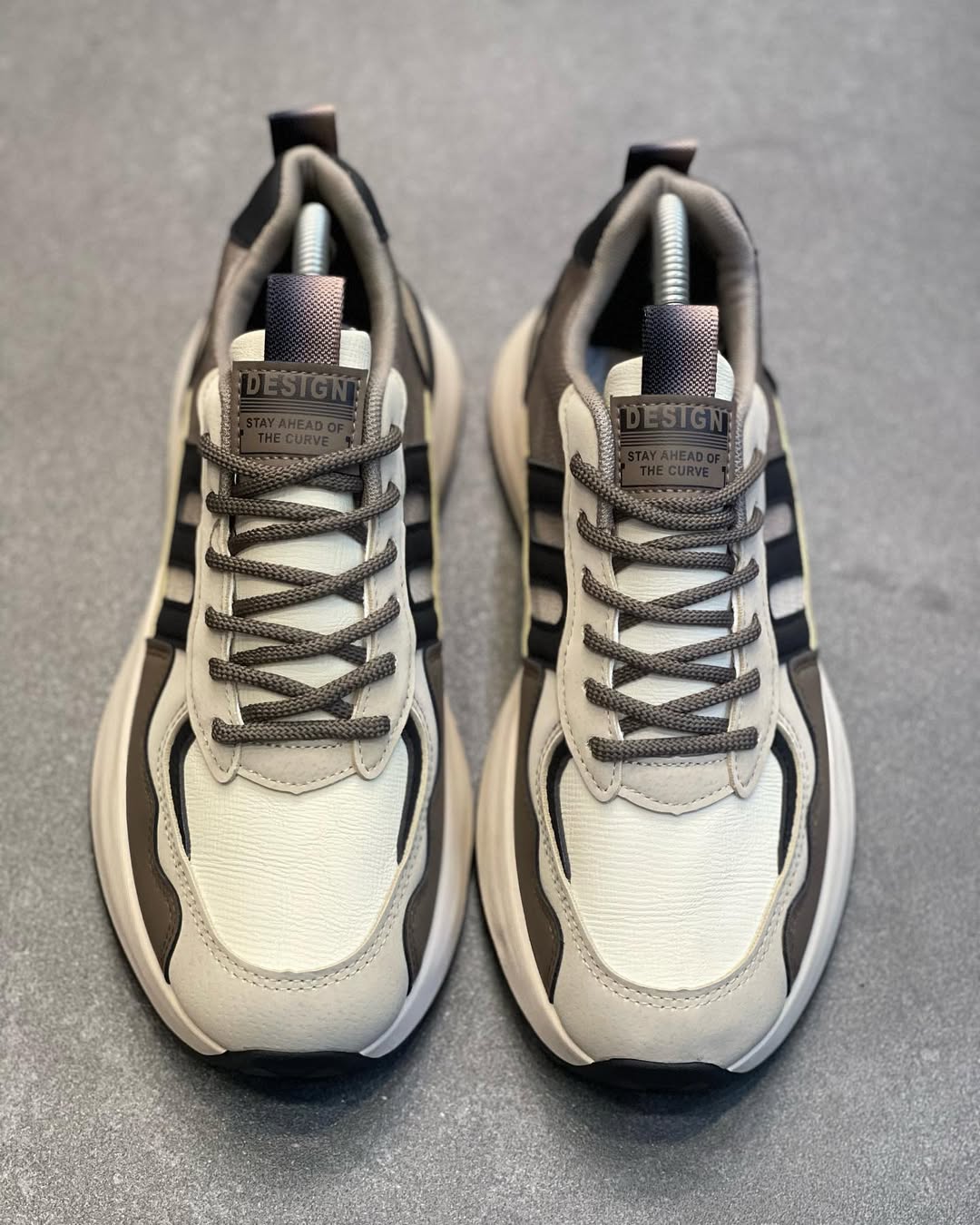 بوتيان 2025: إعادة تعريف أحذية الرجال - أنيقة، قابلة للتنفس، ومريحة للغاية