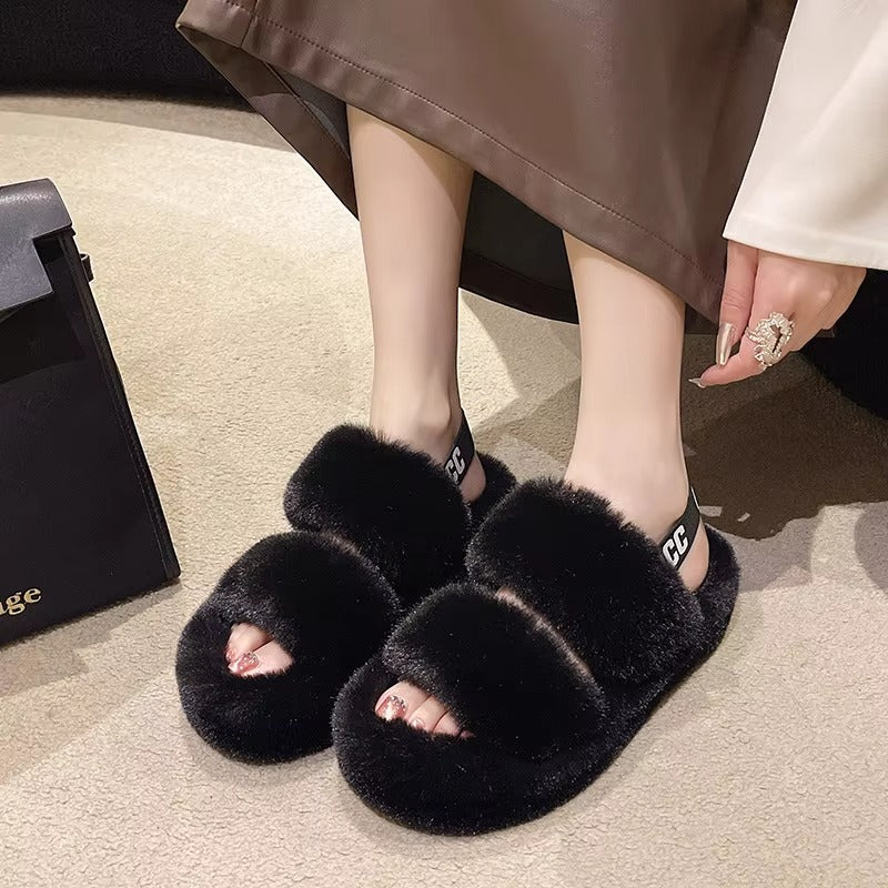 Warm women's slippers with a modern Korean touch for fall and winter 2025