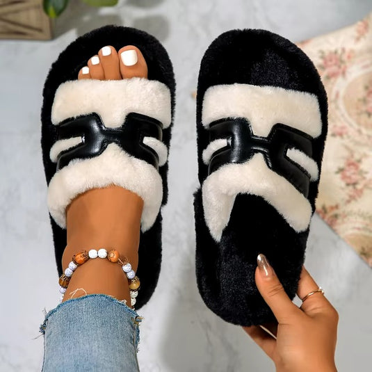 "Luxury Fur Slippers for Women: Warm and Comfortable for Winter"