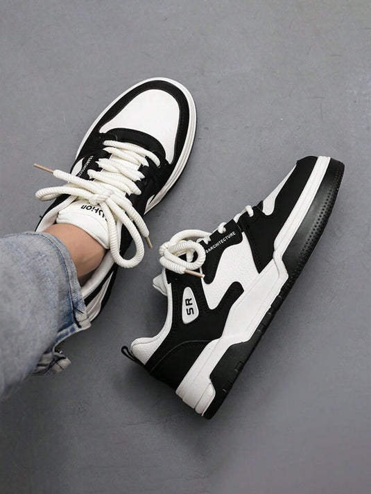 حذاء رياضي رجالي صيفي قابل للتنفس باللون الأبيض لعام 2024 - حذاء رياضي كاجوال عصري مناسب لجميع المناسبات