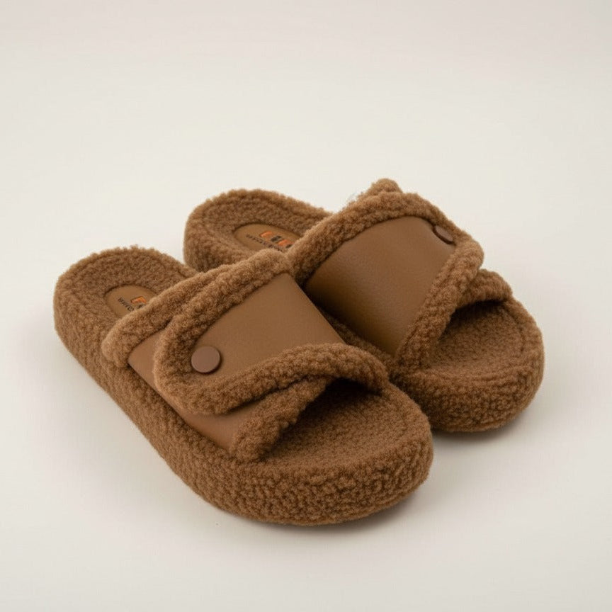 شبشب الفرو المريح – لمسة دافئة تواكب الموضة