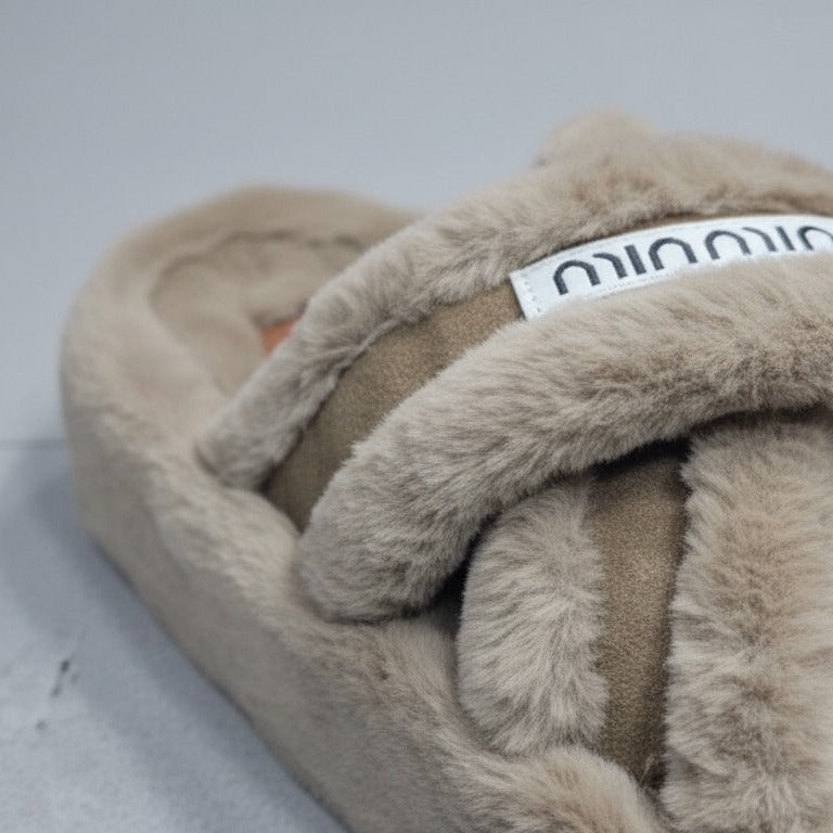 Women’s plush multi‑strap slide slippers — Product image: