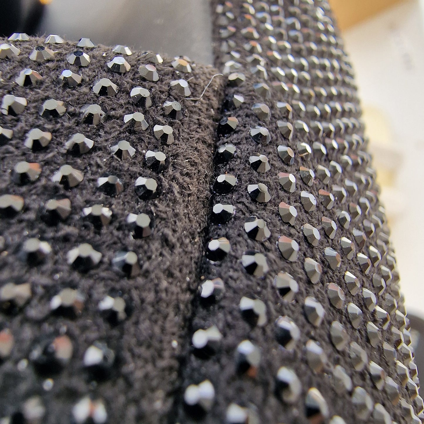 صنادل صيفية نسائية فاخرة لامعة - ناعمة ومريحة وعصرية