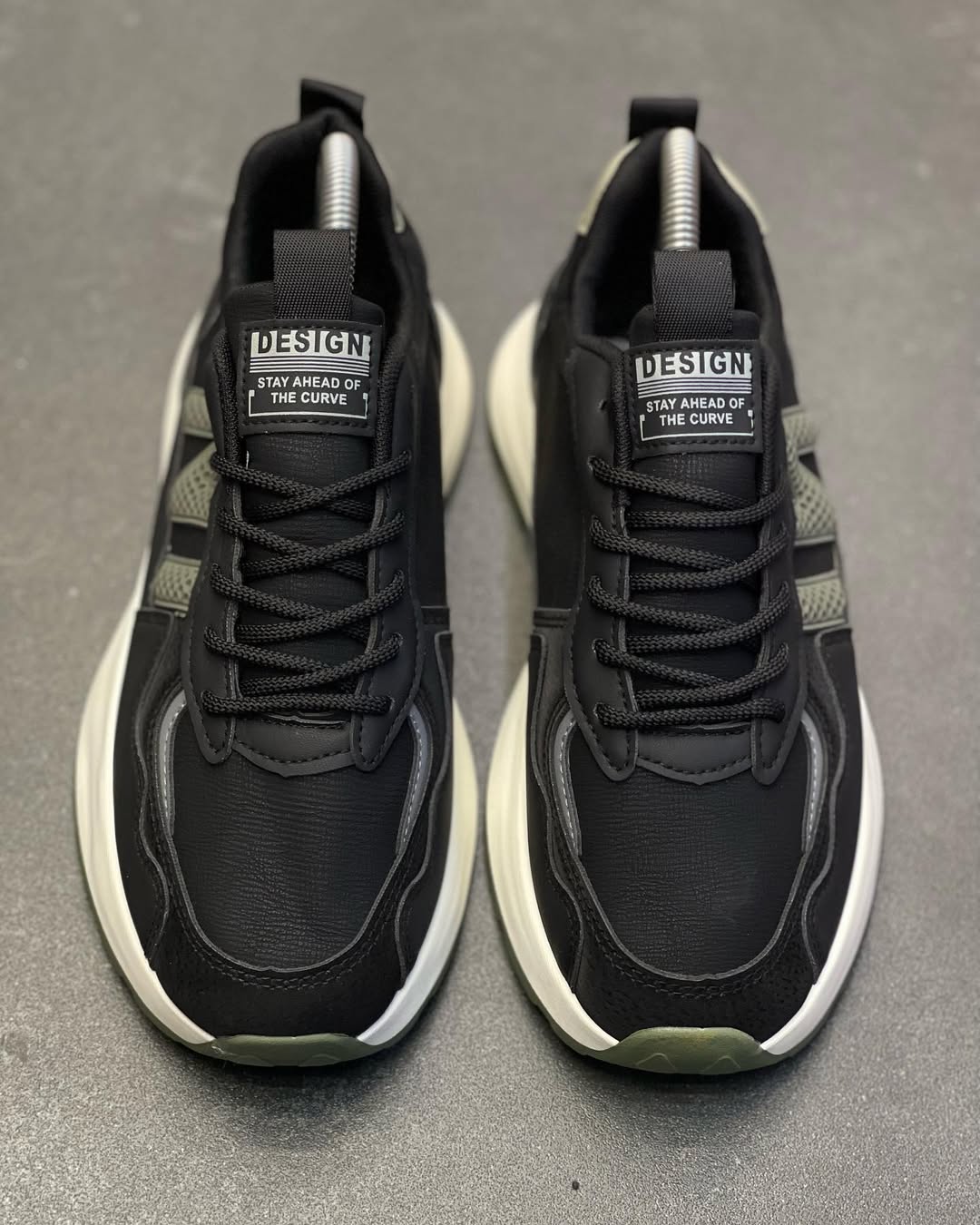 بوتيان 2025: إعادة تعريف أحذية الرجال - أنيقة، قابلة للتنفس، ومريحة للغاية