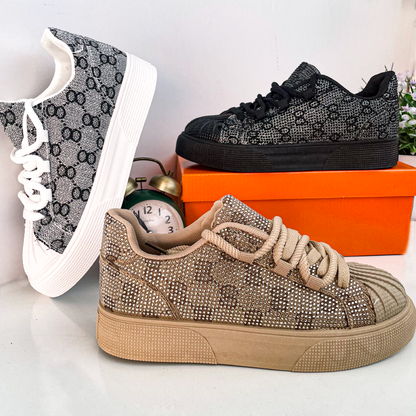 حذاء نسائي فاخر مرصع بالكريستال - لمسة جلدية أنيقة وراحة طوال اليوم