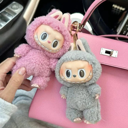 دمية لابوبو الأصلية ذات الفراء - مفاجأة داخل كل صندوق!