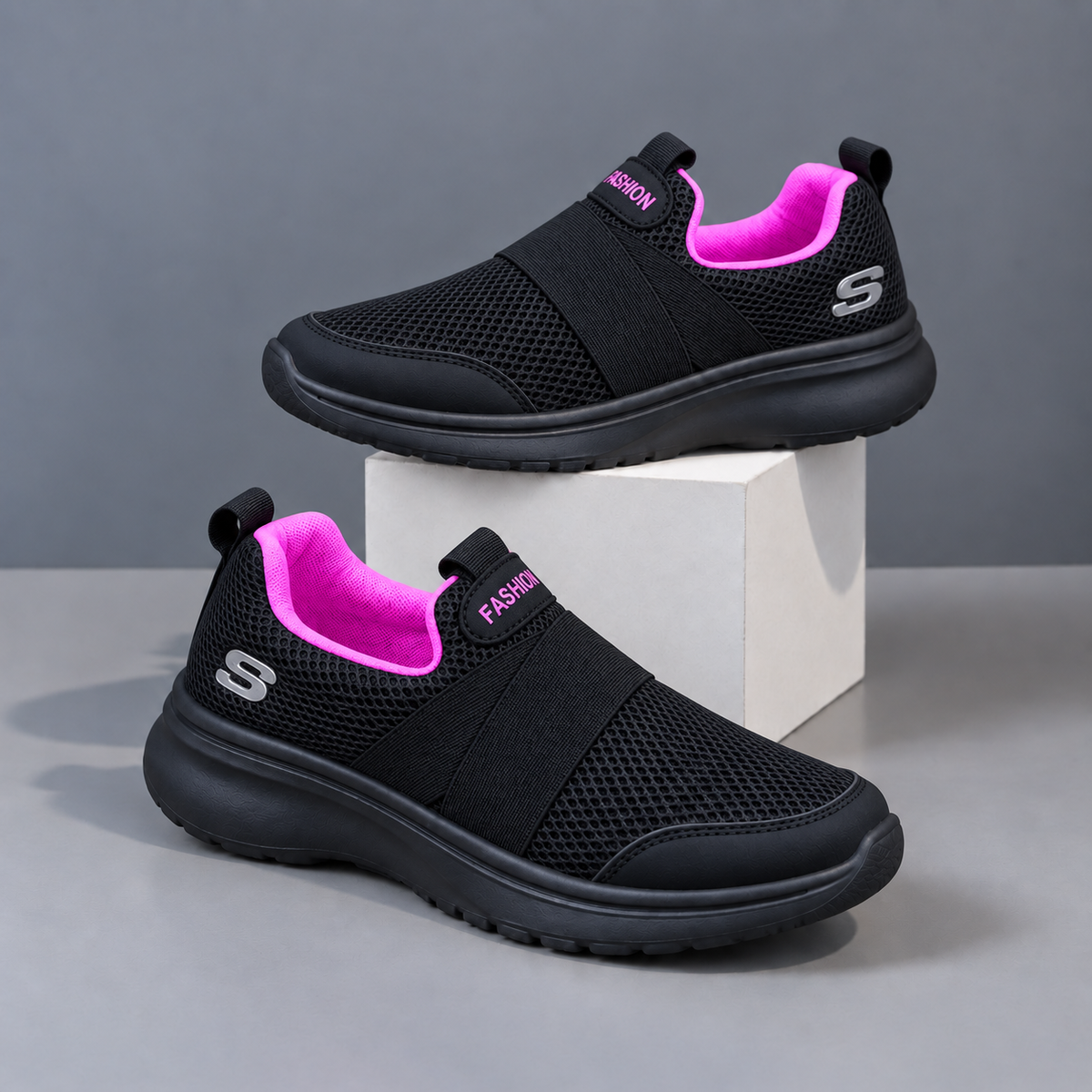 Women’s Slip-On Mesh Sneakers with Crossed Straps and a Modern Sporty Look