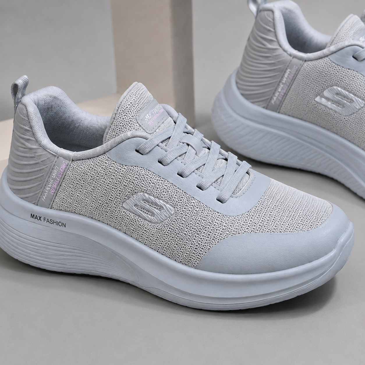 Chaussures médicales orthopédiques confortables à enfiler pour femmes