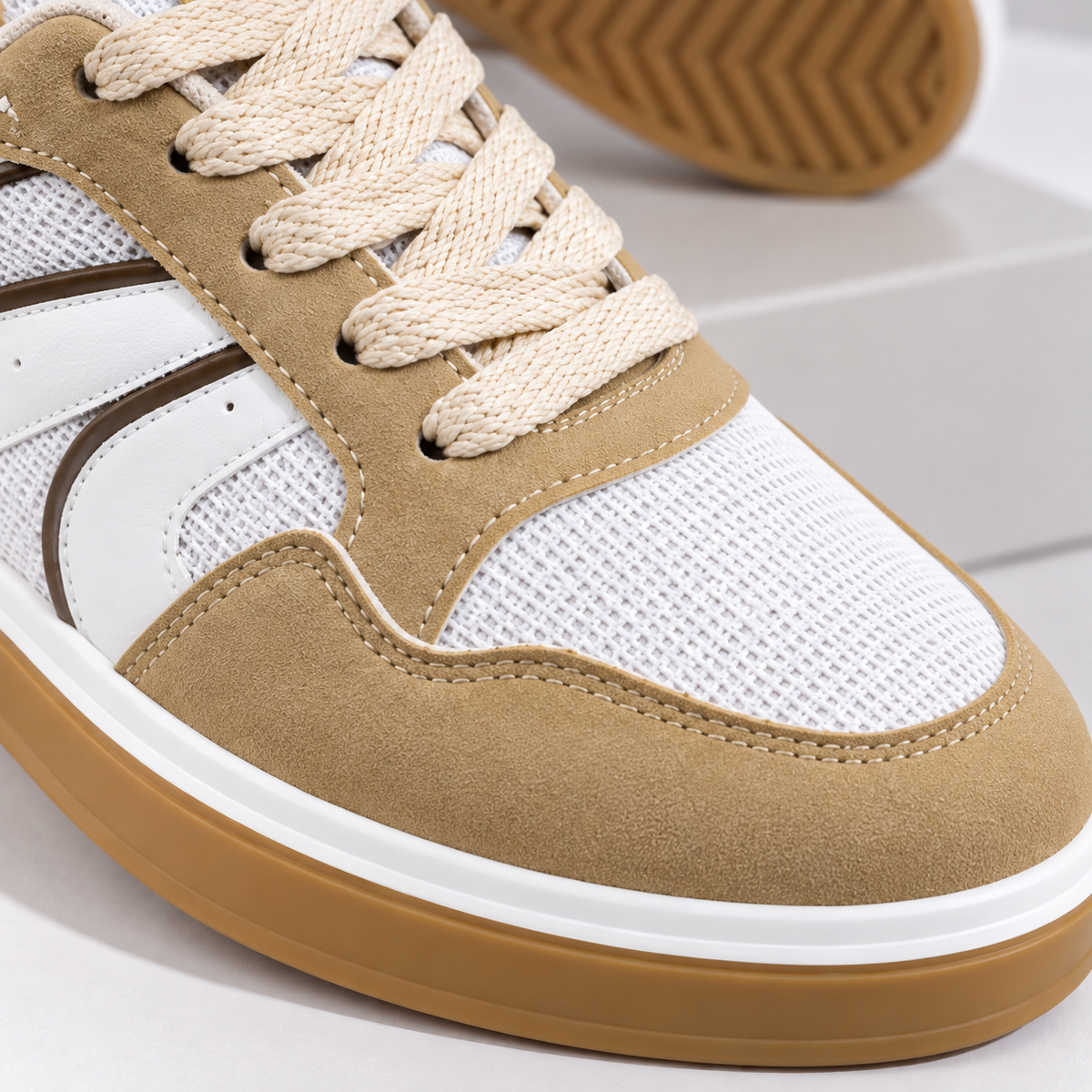 Women’s Casual Platform Sneakers – Modern Comfort for Everyday Style