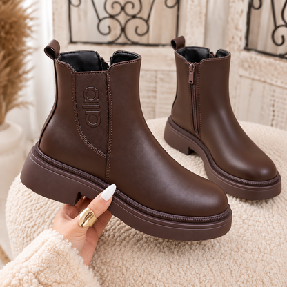 Women’s Elegant Chelsea Ankle Boots – Modern Comfort & Timeless Style