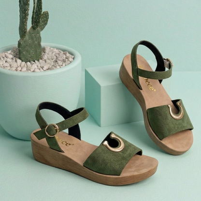 Elegant Comfort Strap Sandals for Women – Cushioned Flat Slip-Ons with Buckle Detail