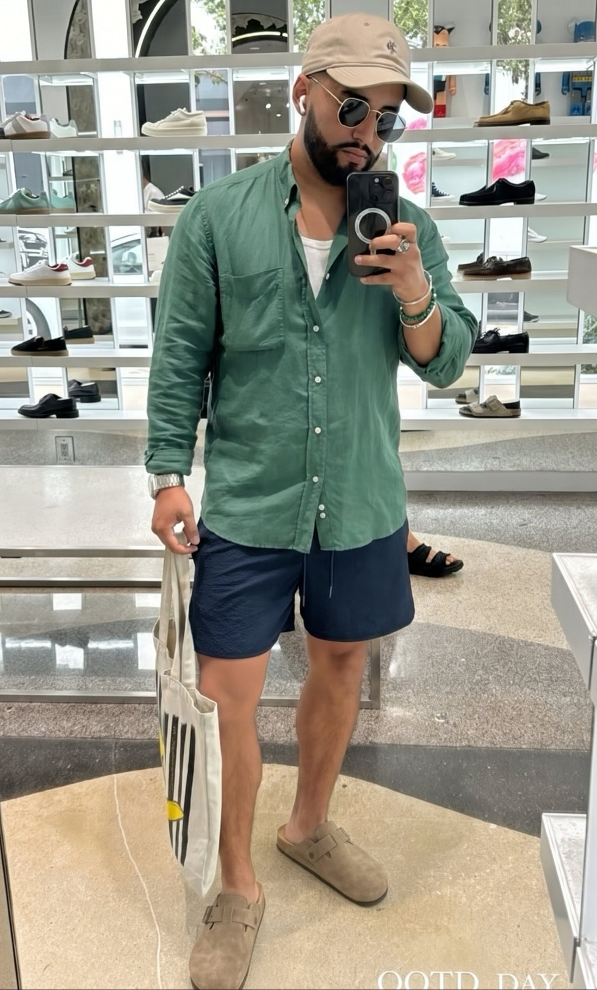 Men’s Comfortable & Flexible Slip-On Clogs with Adjustable Buckle – Effortless Everyday Style