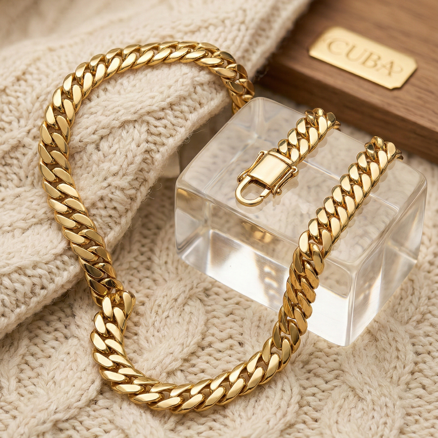 Luxury Gold-Look Cuban Link Chain Set – 2 Pieces – Rust-Resistant & Durable