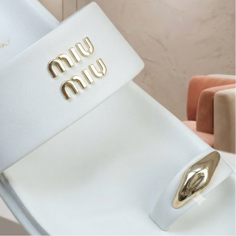 Sandales Confortables Plates à Anneau d'Orteil Premium Femme | Chaussons Légers Décontractés