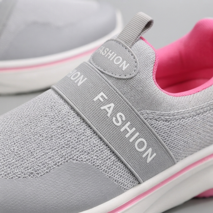 Women’s Lightweight Breathable Slip-On Walking Sneakers