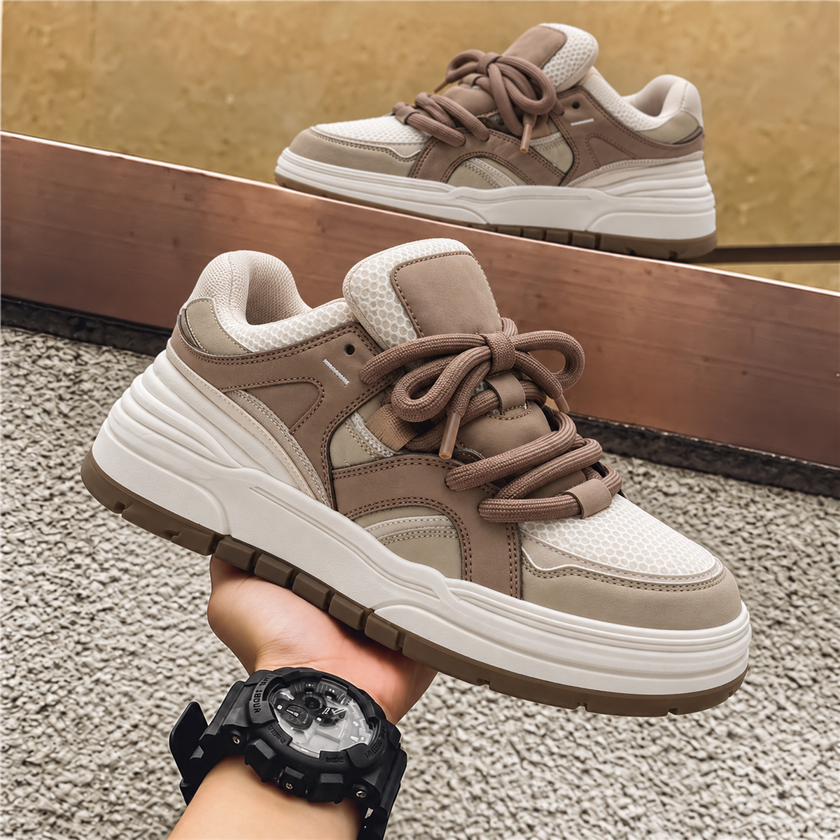 Men’s Urban Chunky Sneakers with Oversized Rope Laces, Layered Panel Details and a Bold Thick Sole for Modern Casual Style