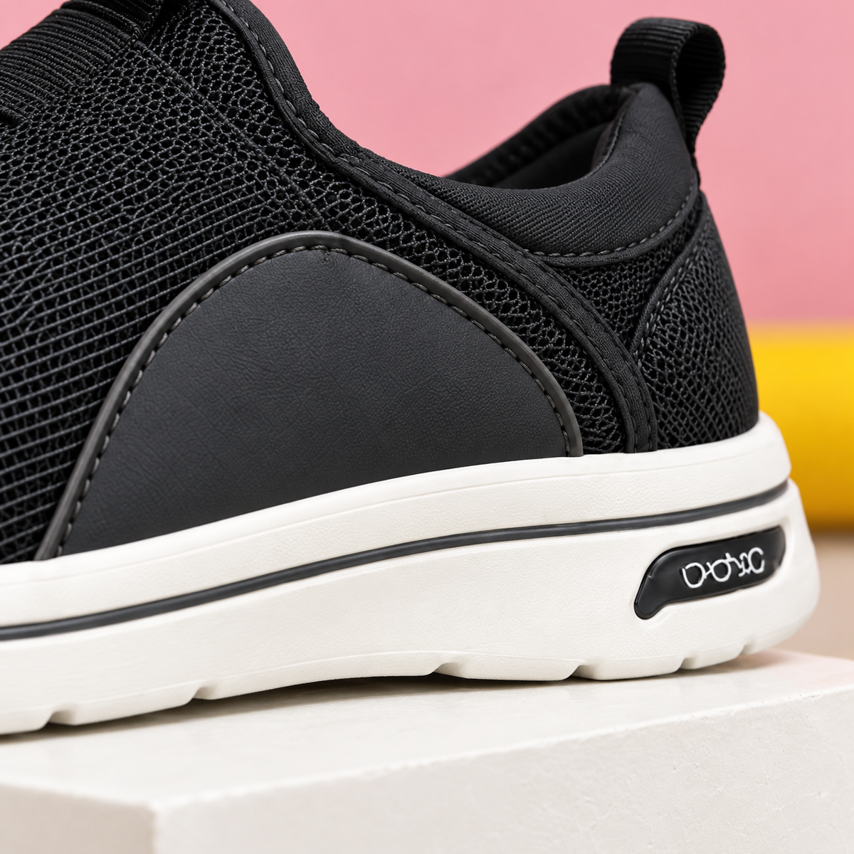 Women’s Fashion Slip-On Sneakers – Lightweight, Comfortable & Stylish Everyday Shoes