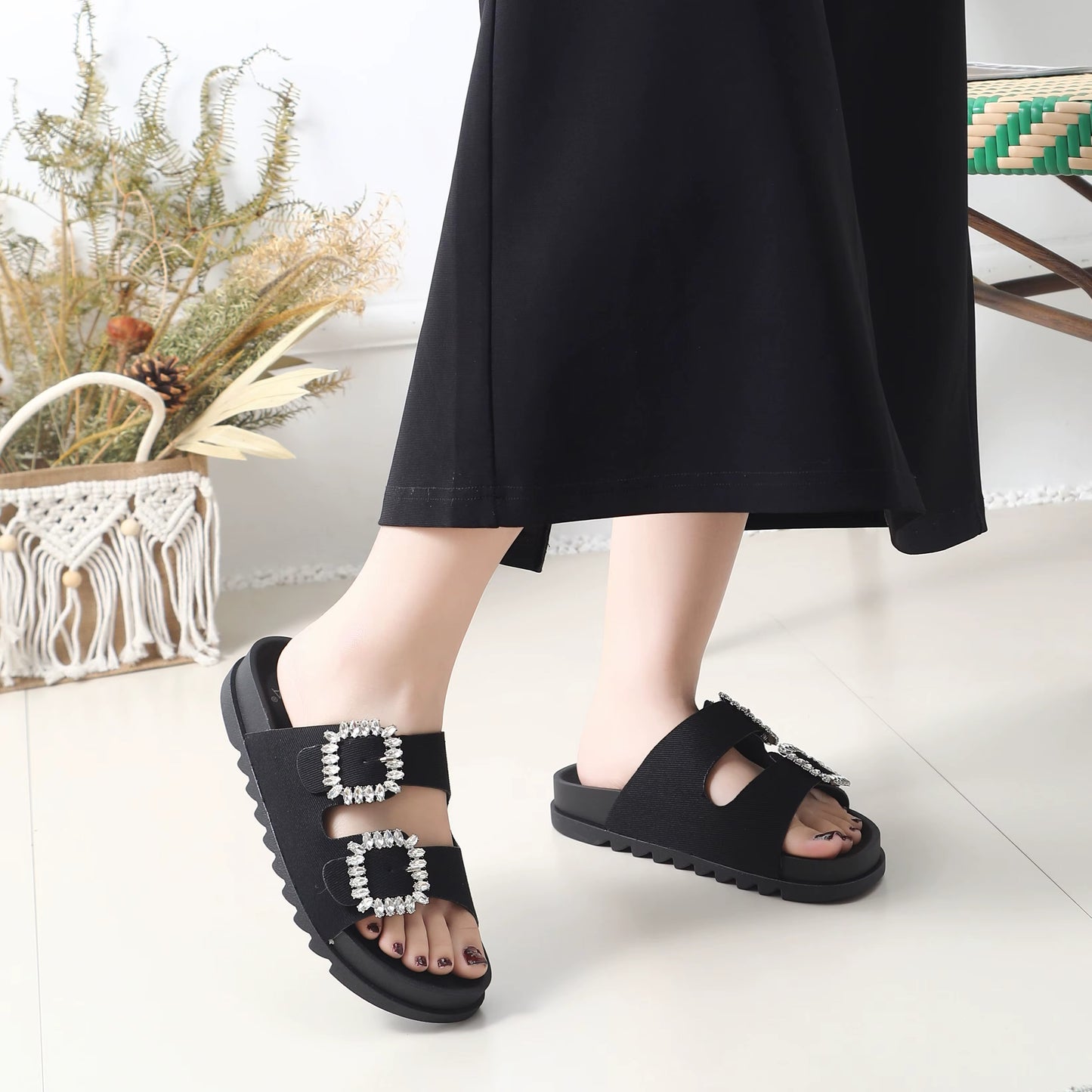Luxurious women's sandals with a modern design and studded straps - elegance that distinguishes you with every step!