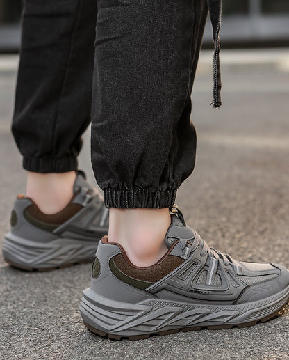 حذاء رياضي رجالي شبكي ذو نعل سميك - قابل للتهوية، أنيق ومريح