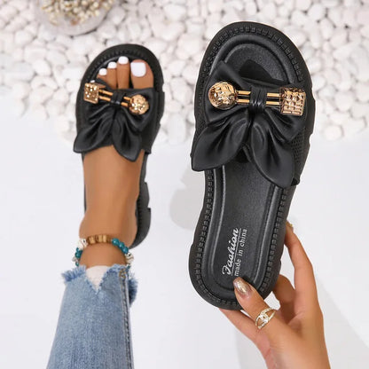 Women's summer sandals with thick soles. Soft soled flip flops for outdoor entertaining. Versatile beach sandals