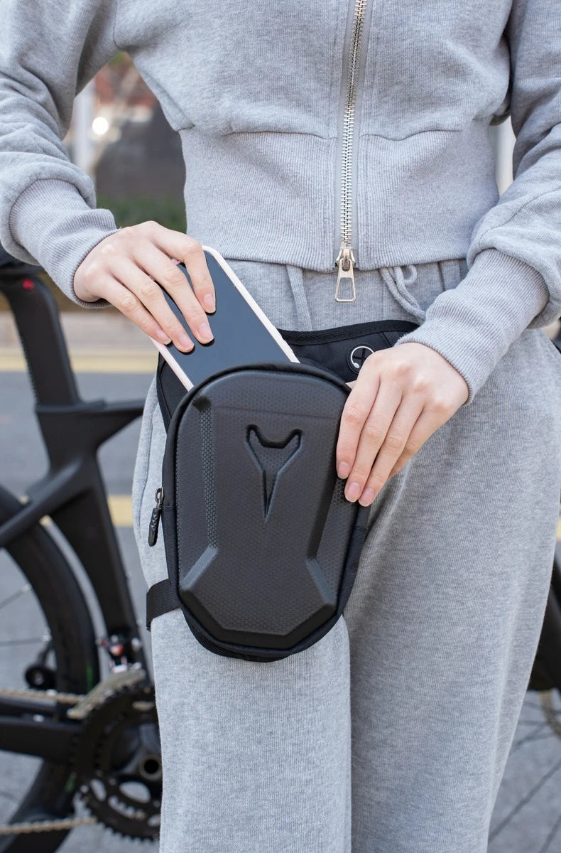 حقيبة أرجل لركوب الدراجات - هيكل صلب من مادة إيثيلين فينيل أسيتات مقاوم للماء، وحامل للهاتف .حقيبة خصر لركوب الدراجات