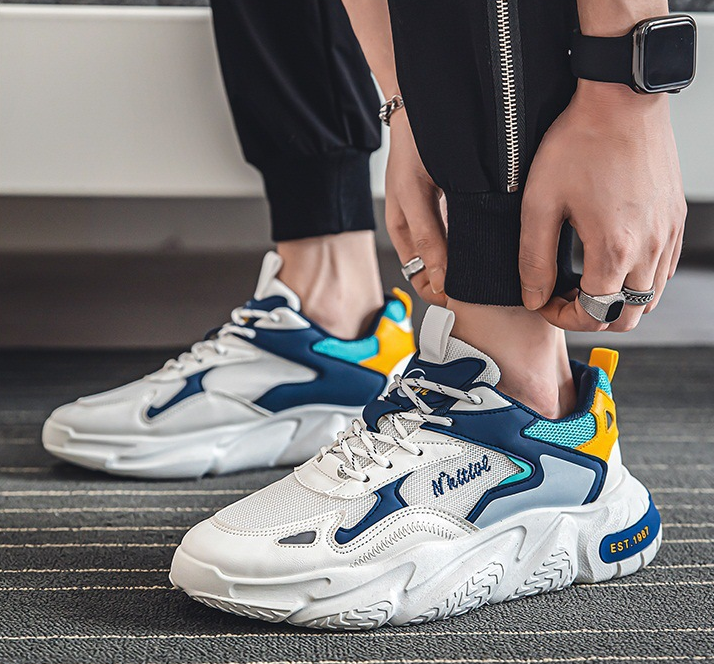 أحذية بوتيان للرجال | أحذية رياضية كاجوال عصرية  2025 | أحذية رياضية مريحة تعزز الطول وتمنحك مظهرًا عصريًا