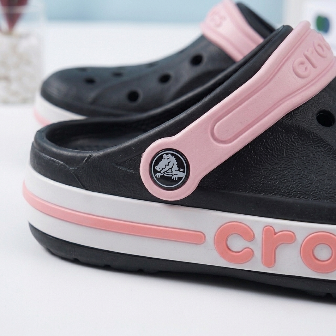 Women’s Lightweight Comfort Clogs – Everyday Slip-On Shoes