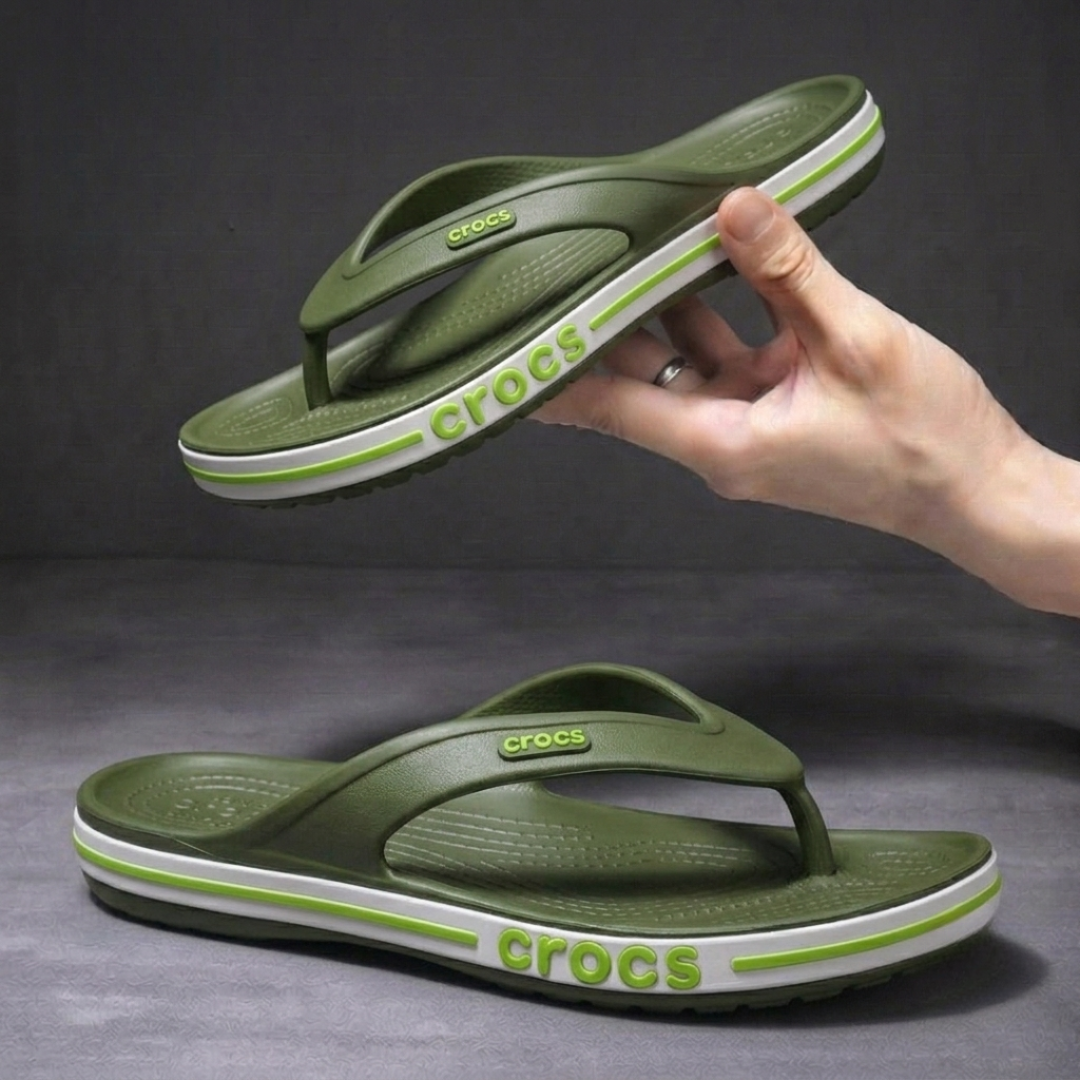 Crocs CR02 Men's Lightweight Comfort Flip-Flops | Cushioned Casual Thong Sandals | Anti-Slip Everyday Slippers