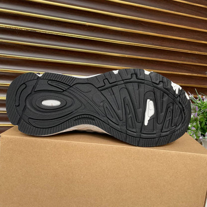 "أحذية رجالية فاخرة - الأناقة والراحة في كل خطوة 2 !"