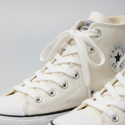 Stylish and bold design: A unisex sneaker that's perfect for all seasons