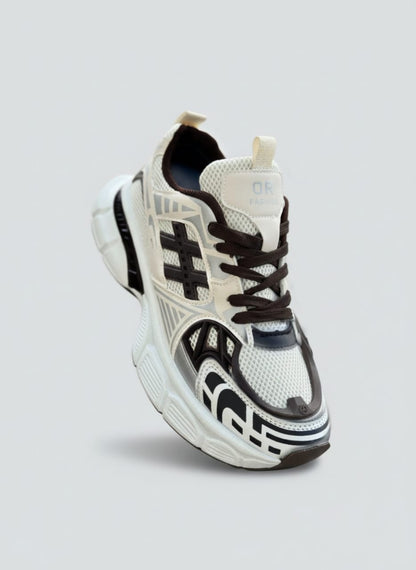 أحذية رياضية عصرية من ORQ - تصميم جريء وراحة تدوم طوال اليوم