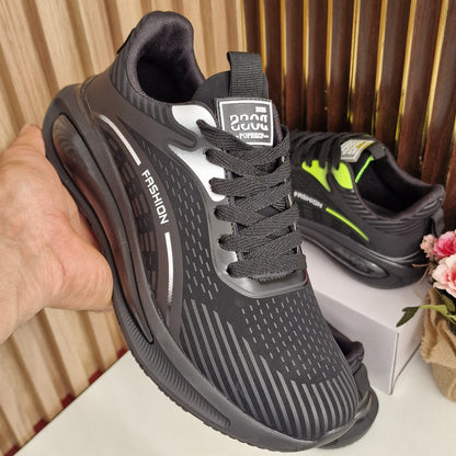 أحذية رجالية عصرية: مزيج أنيق ومريح من الأناقة والعملية.