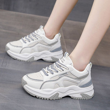 حذاء رياضي نسائي بنعل سميك - أناقة وراحة مع لمسة عصرية