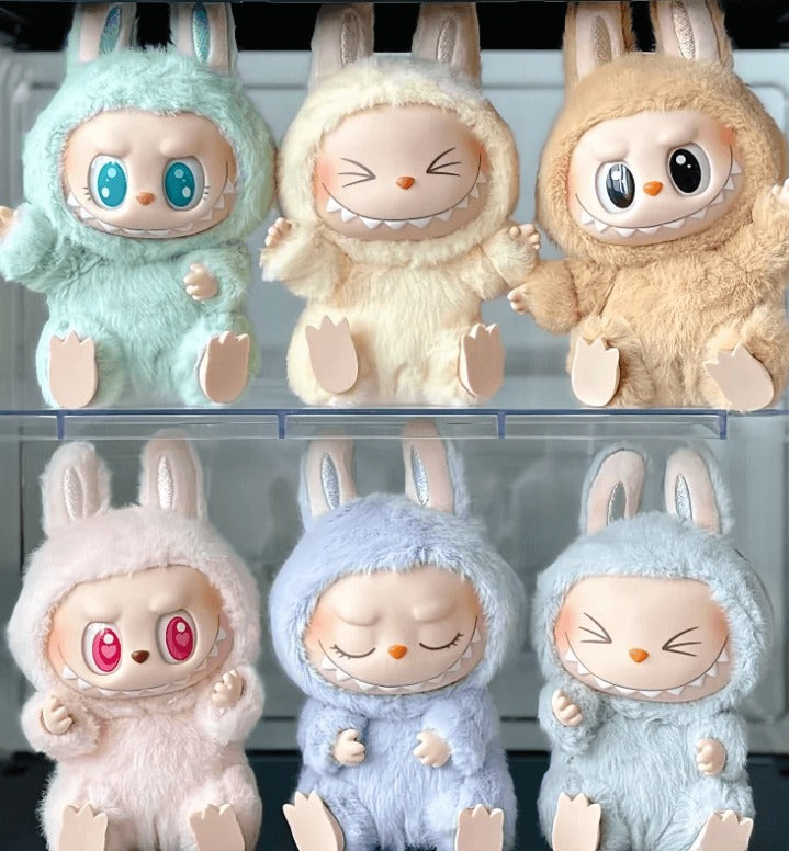 دمية لابوبو الأصلية ذات الفراء - مفاجأة داخل كل صندوق!