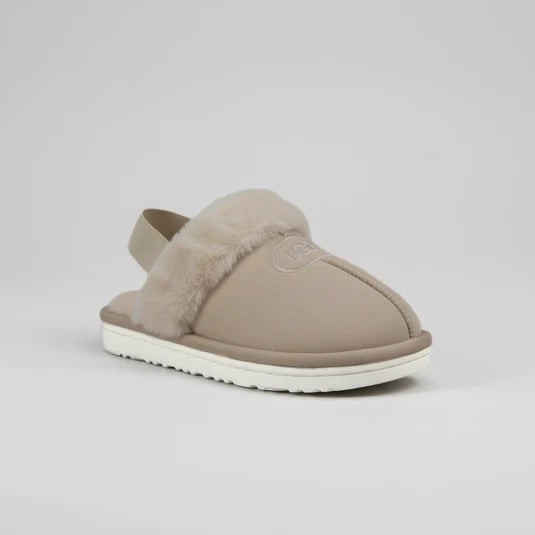 صنادل UGG النسائية ذات الكعب الخلفي – أصابع قدم دافئة، حزام مرن