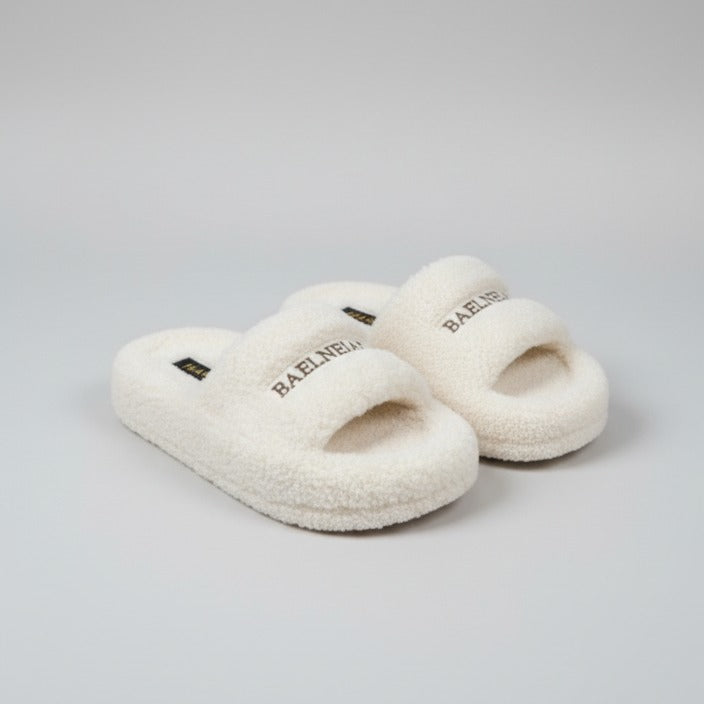 Teddy Fleece Slide Slippers: Warm Steps, Padded Footbed