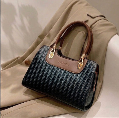 Elegant Woven Leather Handbag – Stylish Women’s Top Handle Shoulder Bag