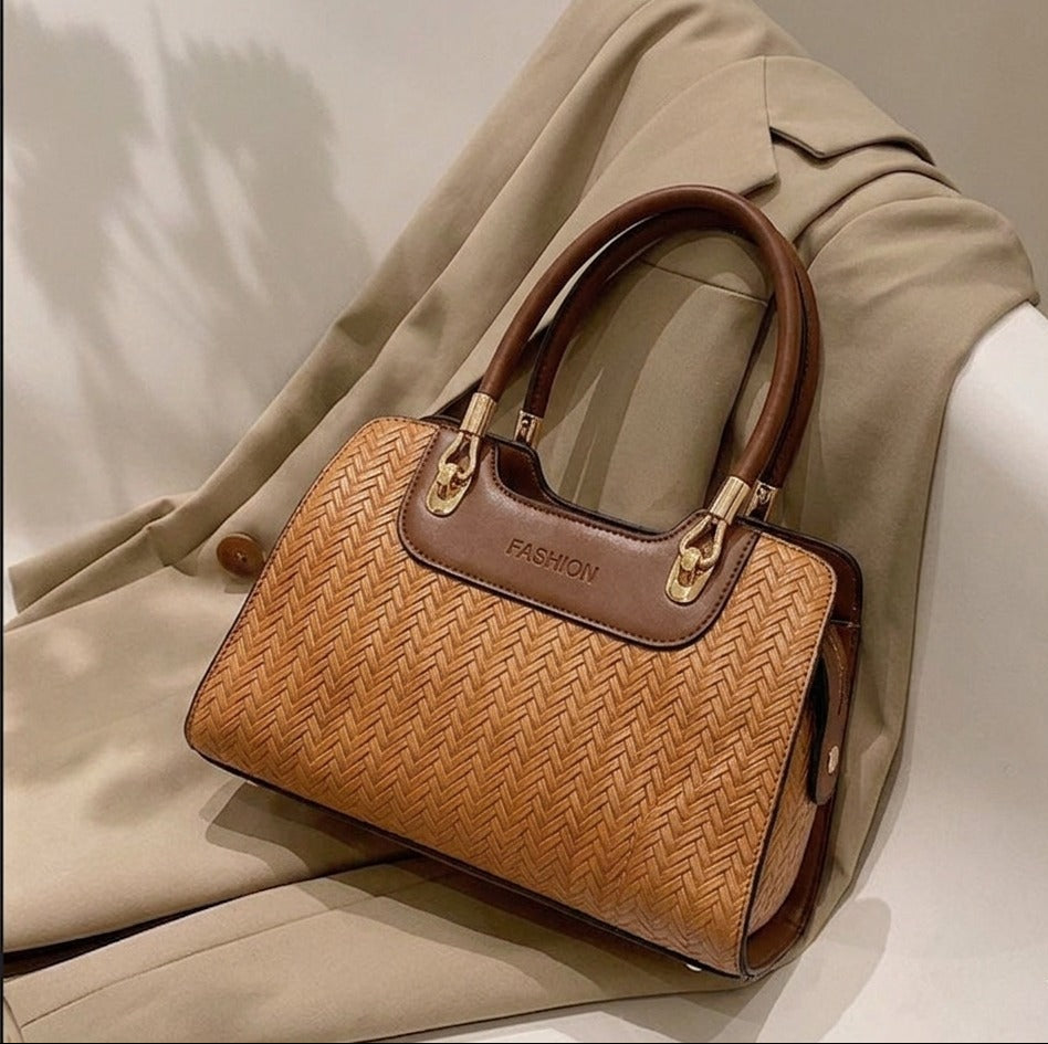 Elegant Woven Leather Handbag – Stylish Women’s Top Handle Shoulder Bag