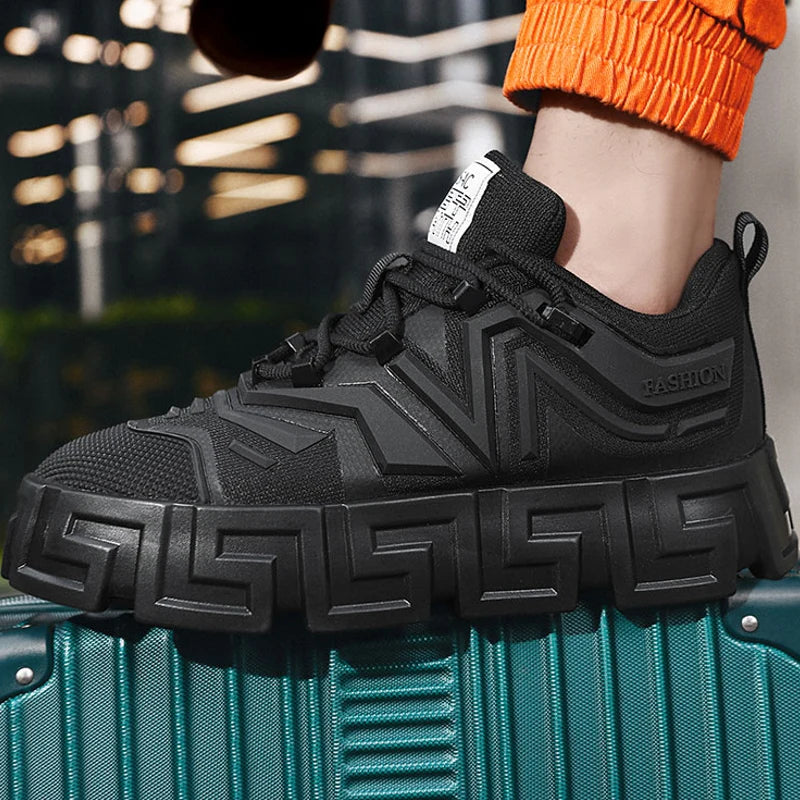 أحذية رياضية عصرية للرجال لخريف 2025 - أحذية  ذات النعل السميك على طراز INS، أحذية كاجوال عصرية ذات منصة بارتفاع 5 سم.