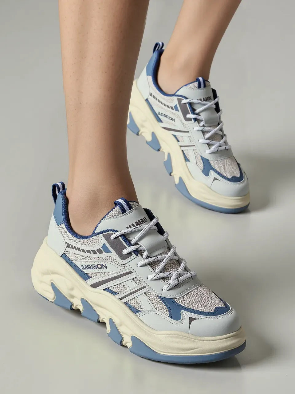 حذاء رجالي ذو نعل سميك لسنة 2025 - أحذية رياضية كاجوال شبكية قابلة للتنفس