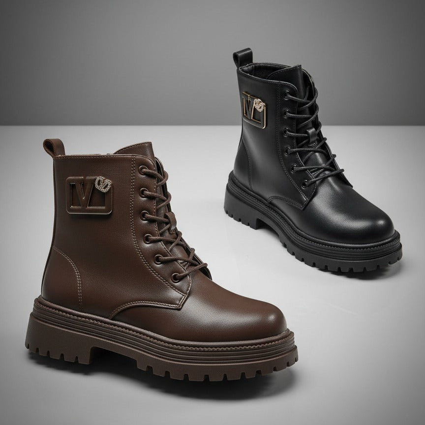 Women’s lace-up combat ankle boots with chunky lug sole — Product image: 