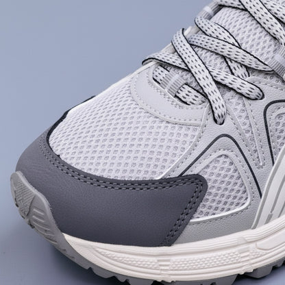 Men's mesh athletic sneakers with support cage — Product image: 