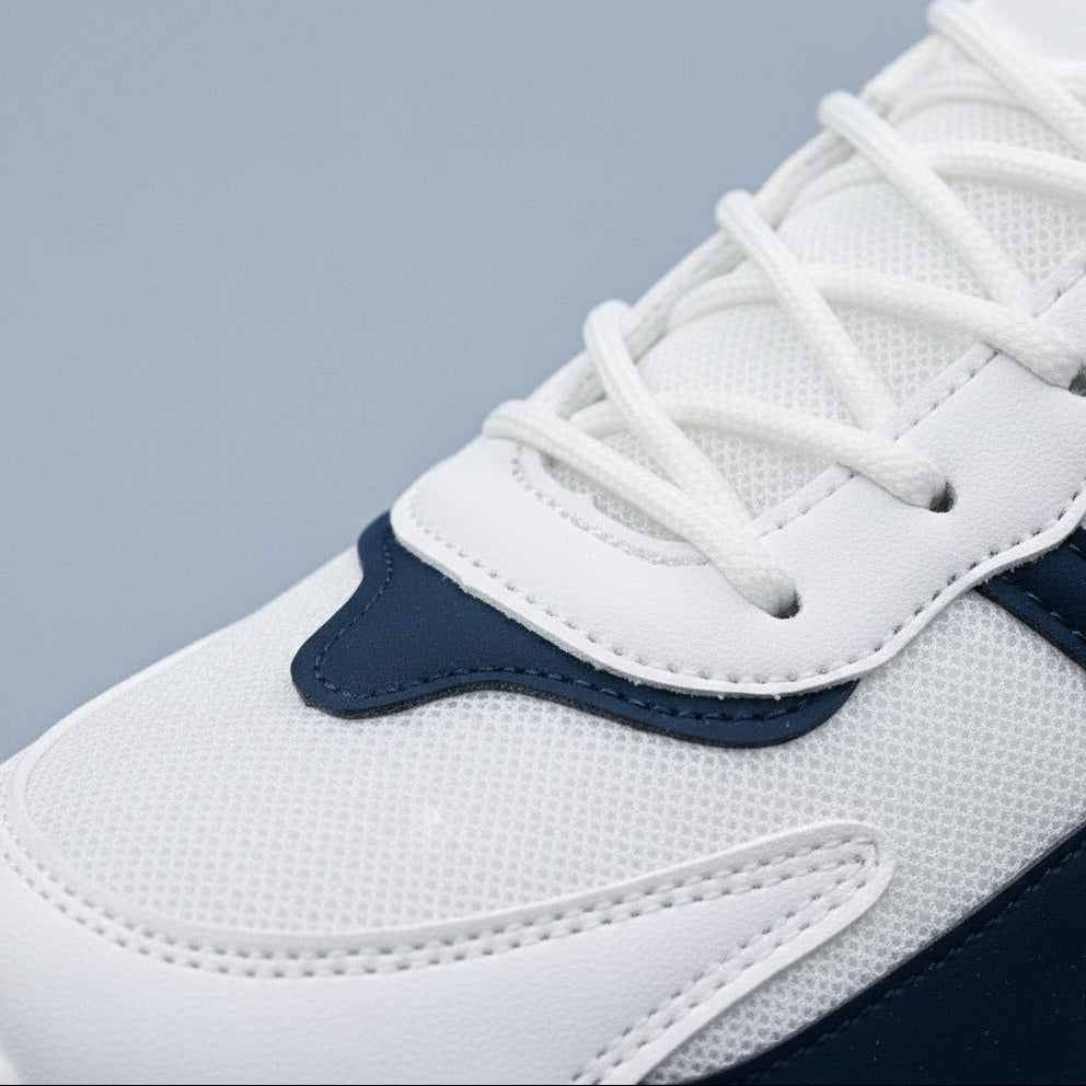 Men's lace‑up athletic sneakers with chunky sole — Product image: 