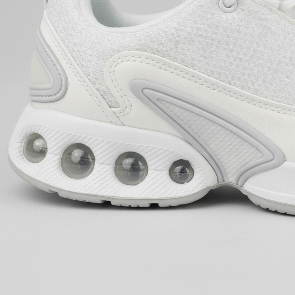 Women’s air-cushion platform mesh sneakers — Product image: 