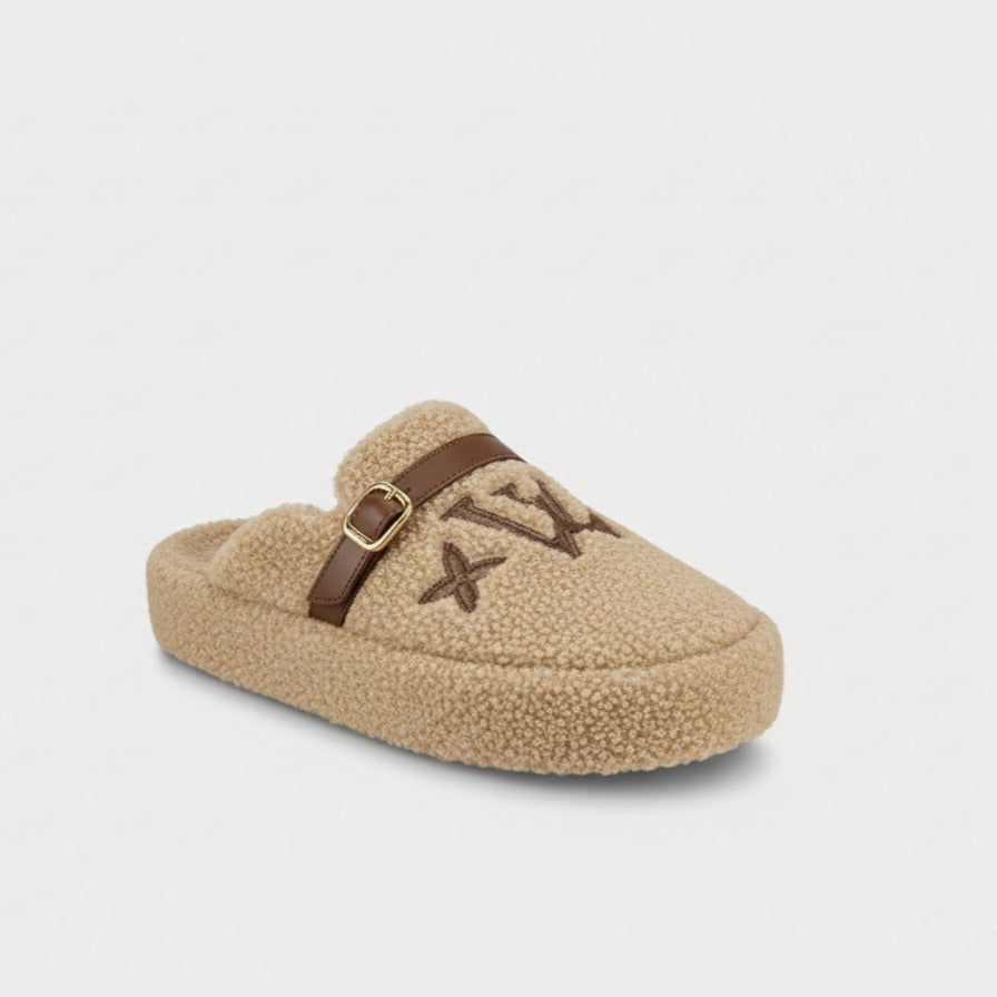 Women’s teddy-fleece buckle clog slippers — Product image: