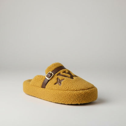 Women’s teddy-fleece buckle clog slippers — Product image: