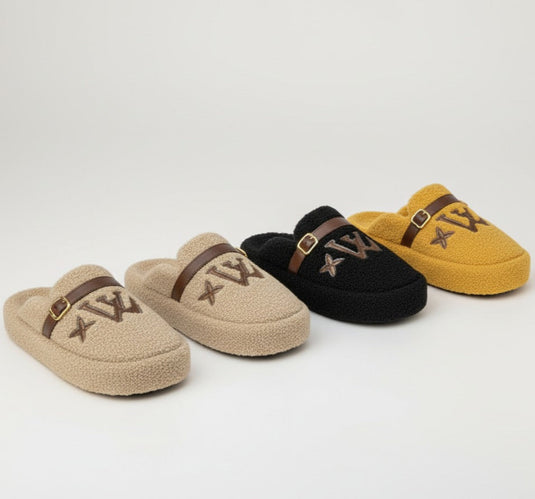 Women’s teddy-fleece buckle clog slippers — Product image: 