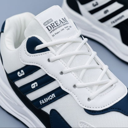 Men's lace‑up athletic sneakers with chunky sole — Product image: 