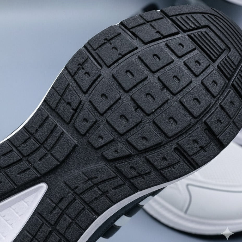 Men's breathable mesh athletic sneakers — Product image: 