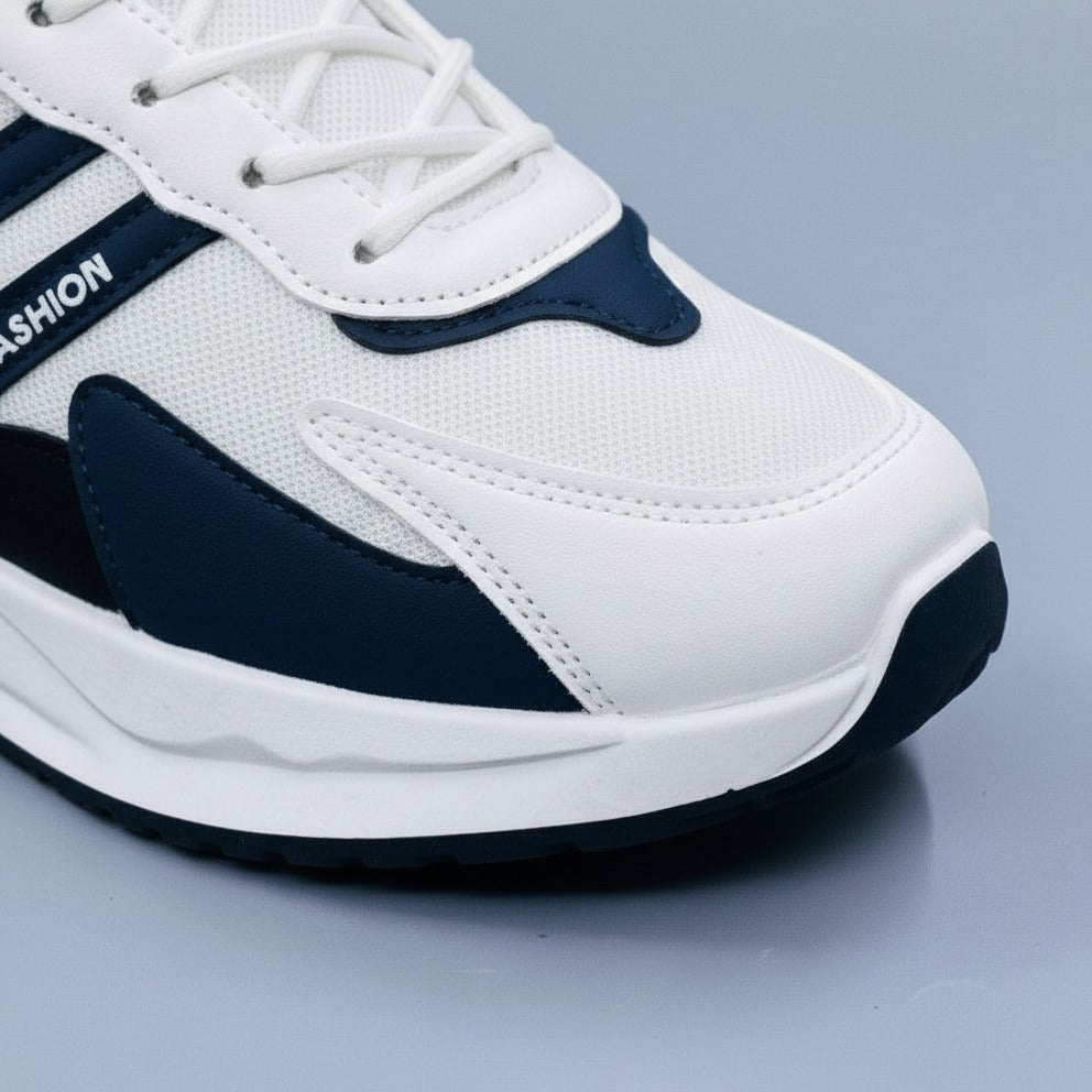 Men's lace‑up athletic sneakers with chunky sole — Product image: 